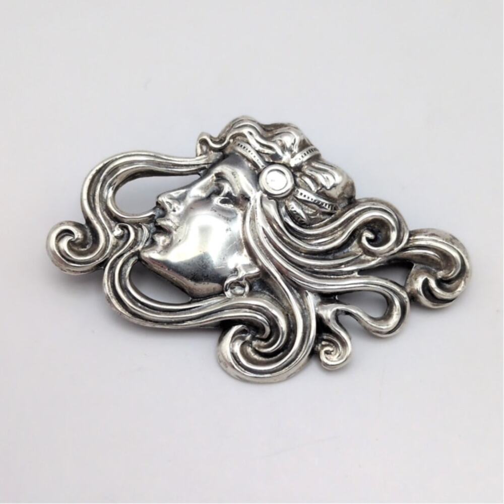Vintage Sterling Silver Repousse Art Nouveau Style Woman Girl Profile Brooch